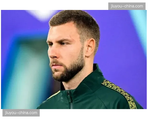 帕夫洛维奇伤情确认未骨折,但将缺席本轮比赛 帕夫洛维奇伤情确认未骨折,但将缺席本轮比赛