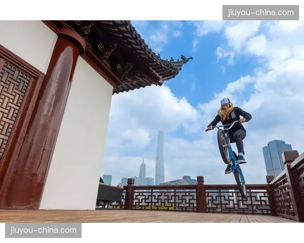 赛前发布会，多位顶尖车手表达对巴黎奥运会赛道设计的期待