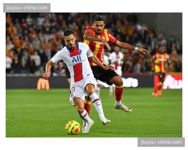 法甲俱乐部季度财报显示，国际特许商品销售额增长显著，亚洲市场领跑