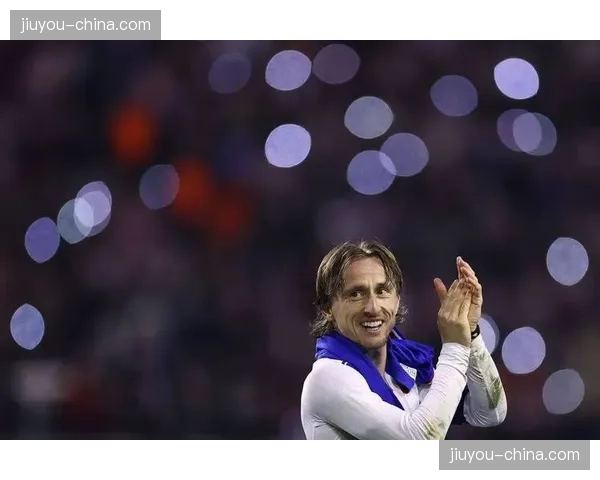 里程碑：莫德里奇完成个人西甲第400次出场