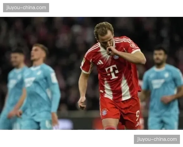 决定性瞬间：B席第89分钟低射破门，伊蒂哈德球场沸腾