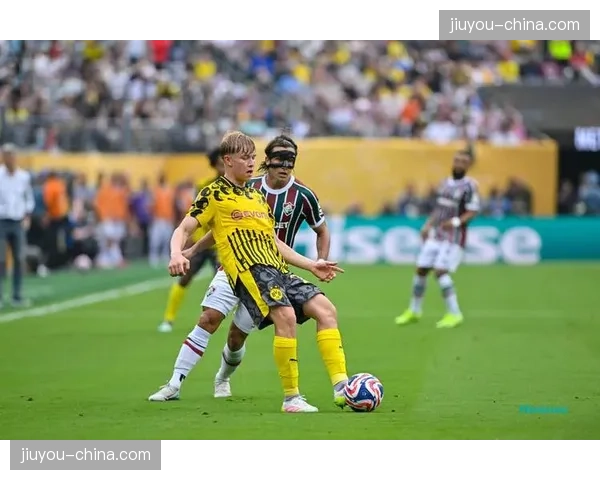 西班牙人14岁中场波尔-萨瓦迪决定加盟巴萨